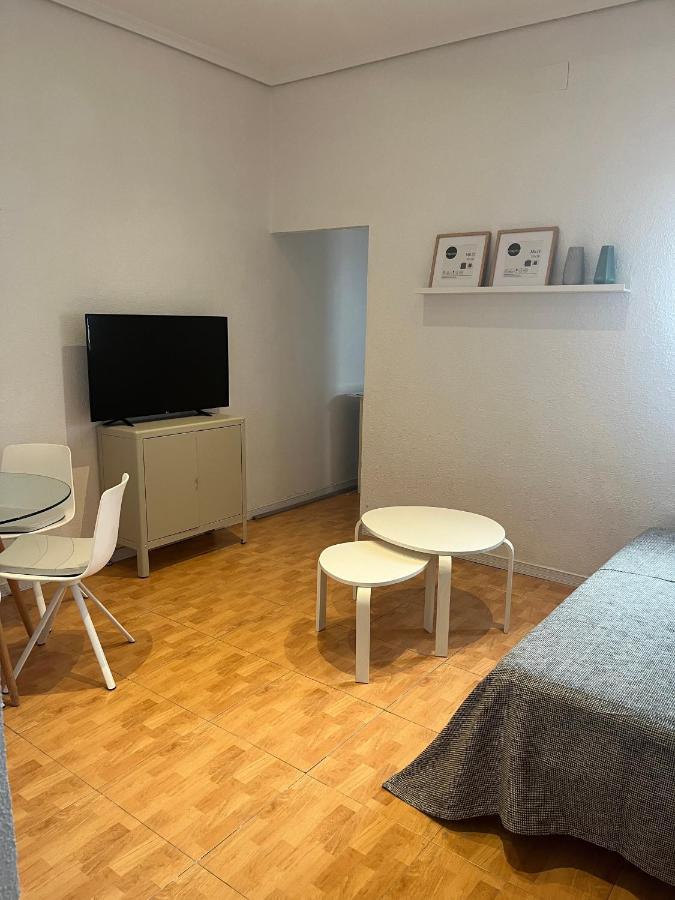 Piso En Valdeacederas Apartamento Madrid Exterior foto